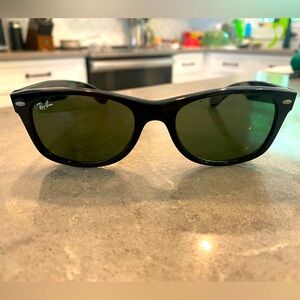 Ray-Ban Wayfarer